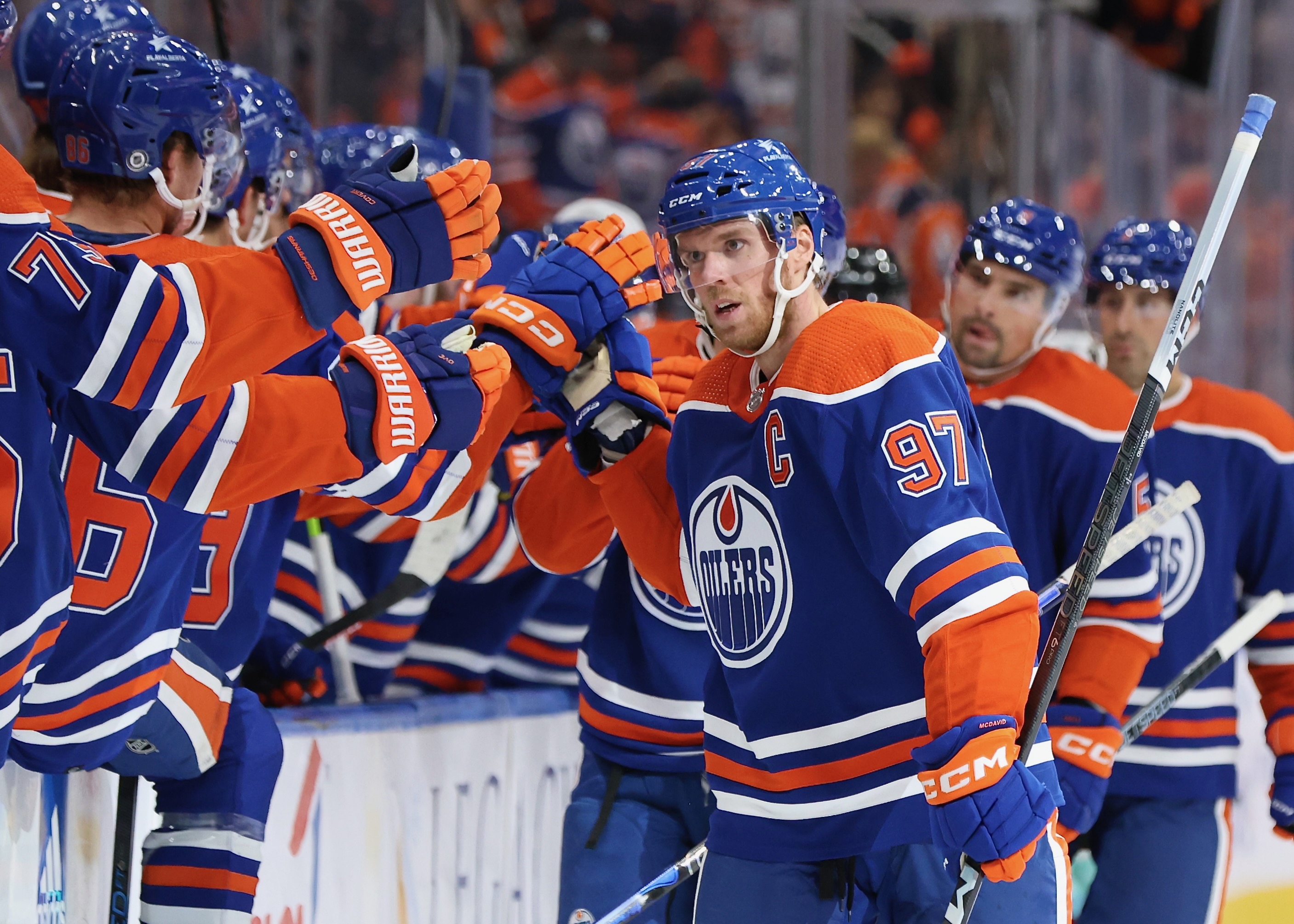 Oilers vs. Canucks prediction NHL odds, pick, best bets