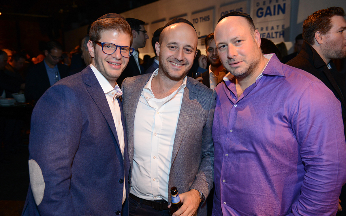 Riverside Abstract hosts annual holiday party at ArtBeam Gallery NYREJ