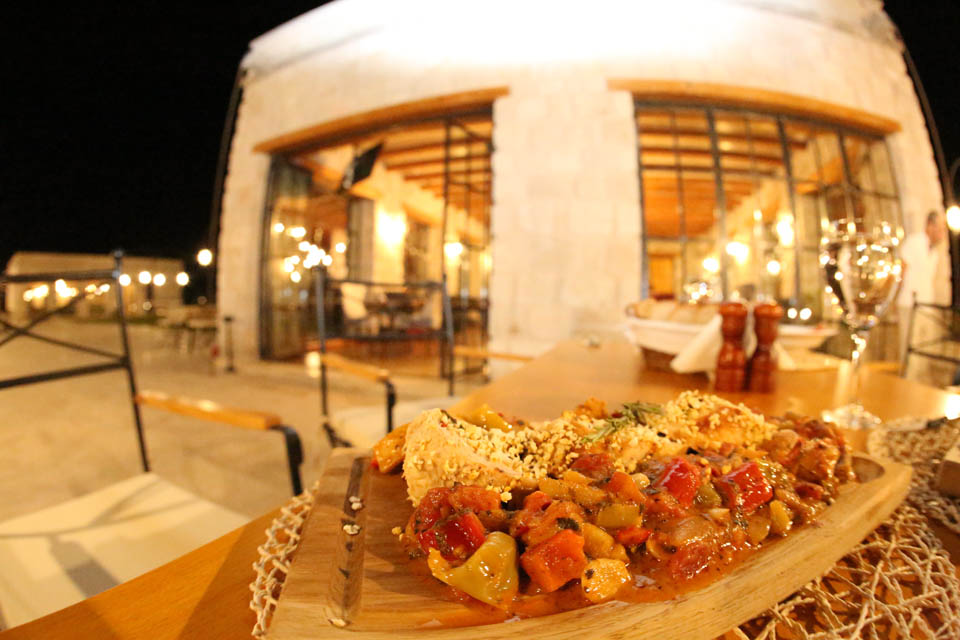 Nyssa Restaurant & Entertainment Center