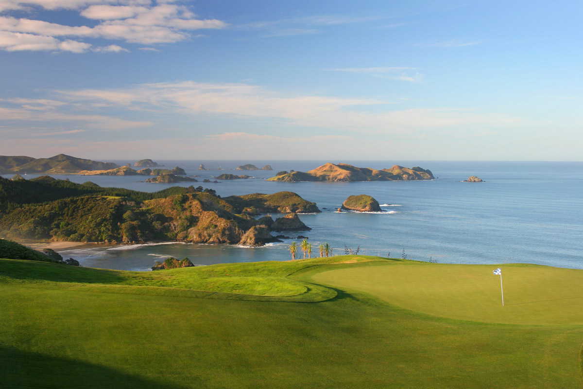 カウリクリフス（ニュージーランドベストコース）とガルフハーバー（オークランドベストコース）のゴルフ旅／オークランド発着3泊・3プレー