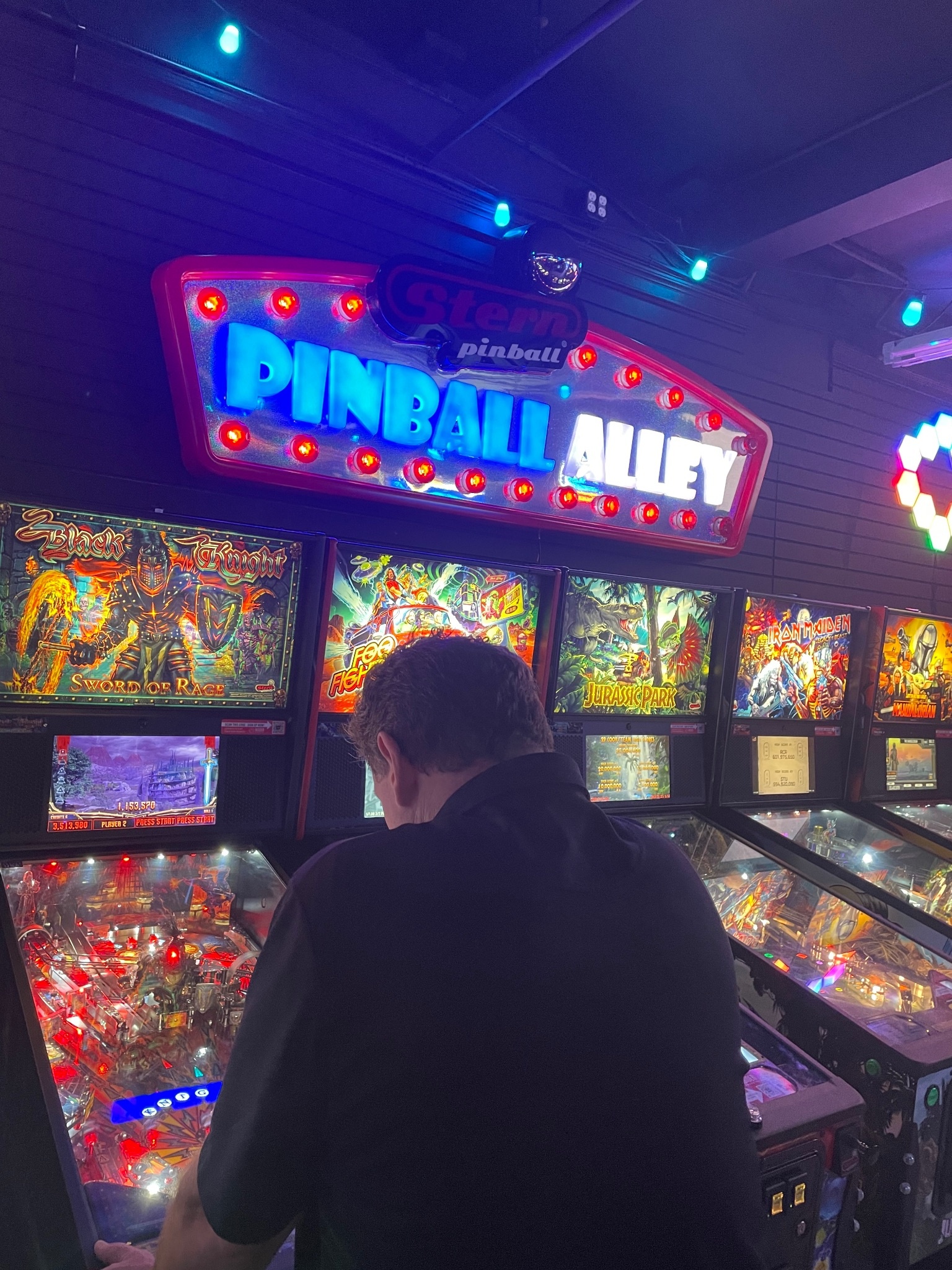 Stern Pinball Alley sign wanted *4500!!* Buying and selling advice