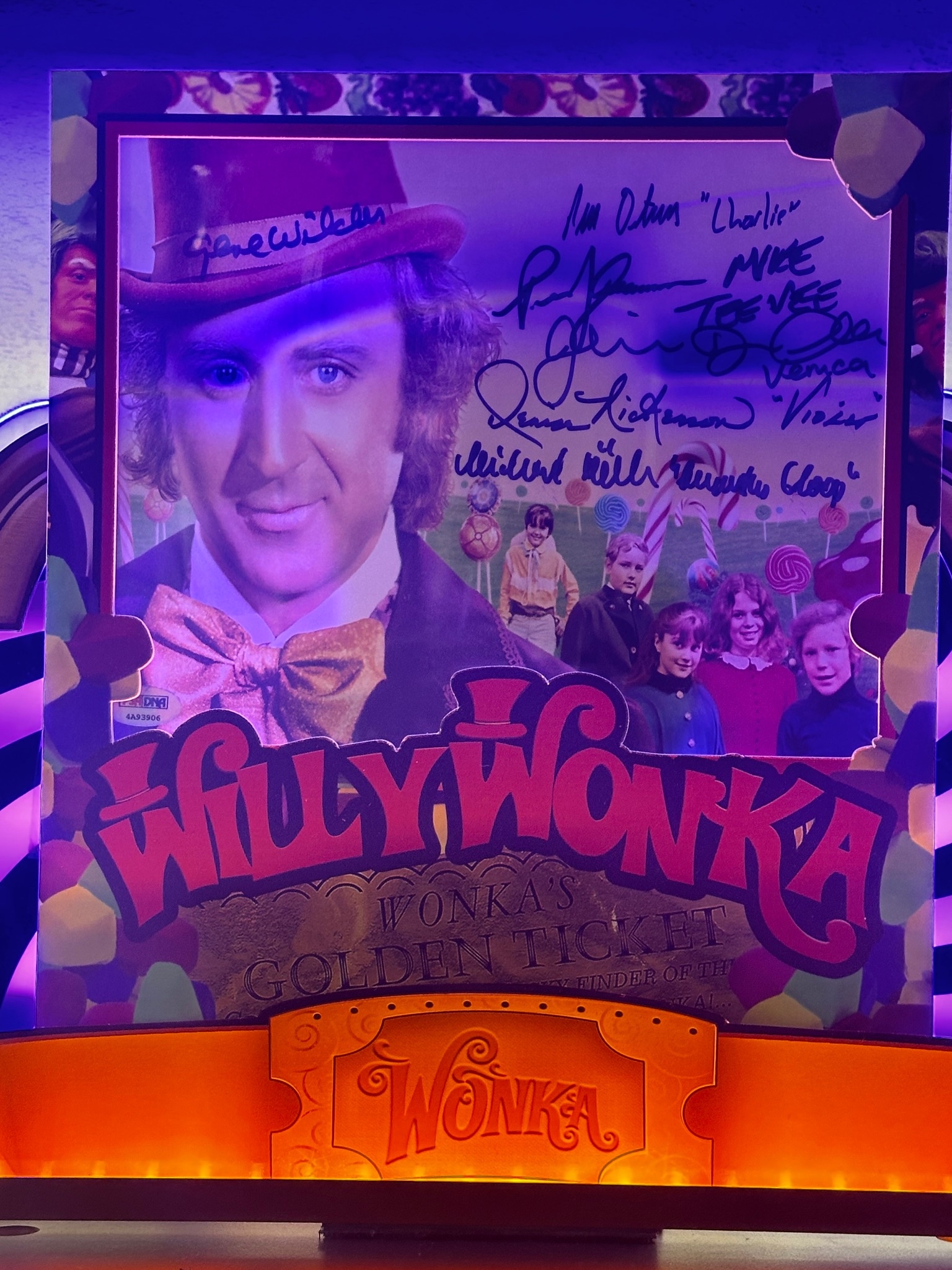 Wonka Club Golden Tickets Inside All clubs (...members only