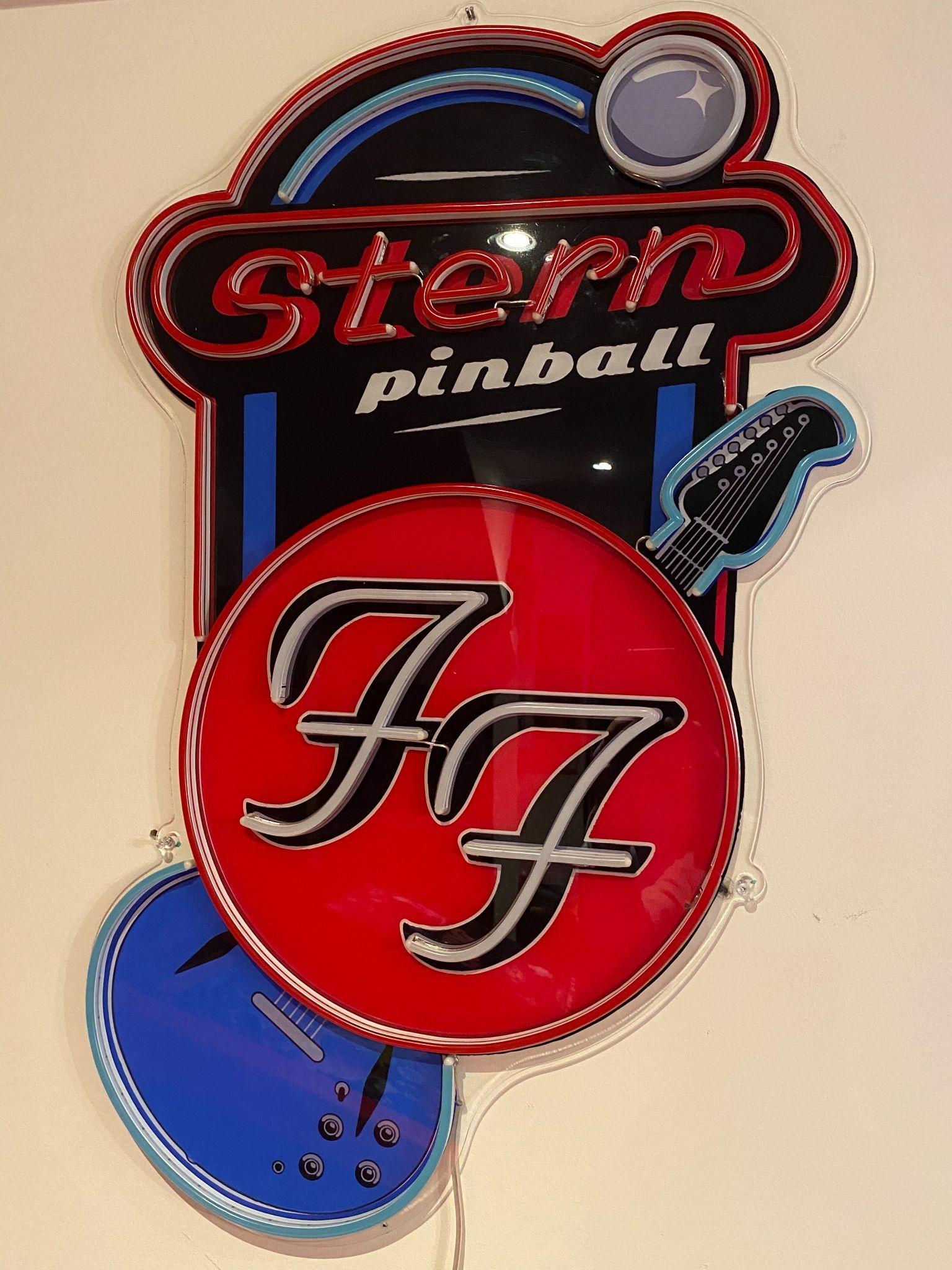 Neon Signs Club Show us your glow! All clubs (...members only