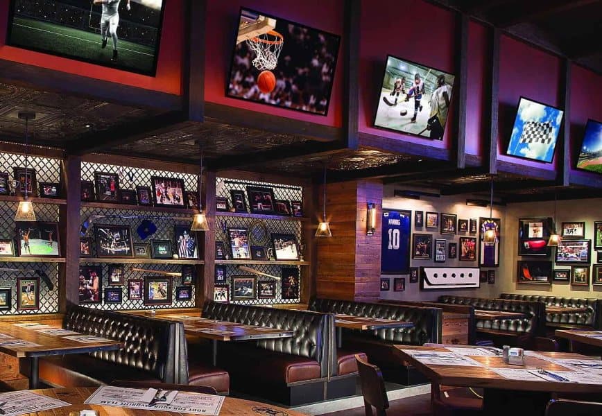 11 Best Sports Bars on the Las Vegas Strip 2023 Oak Rowan Foodie