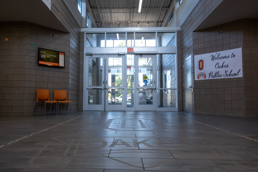 Oakes, North Dakota Shop, Play, Stay