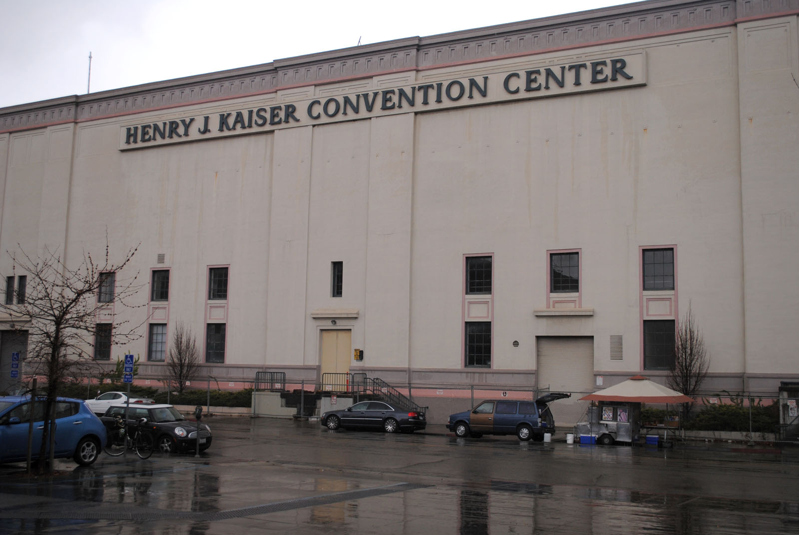 Once the center of civic life, former Oakland Auditorium now vacant