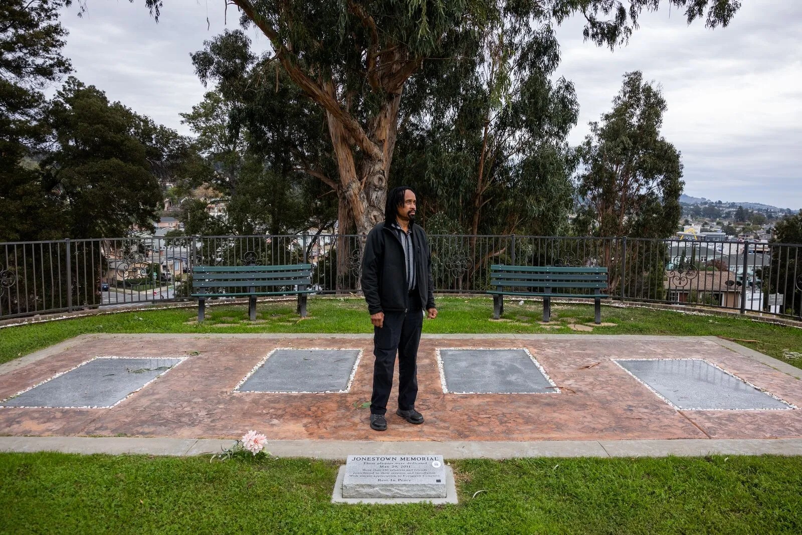 East Oakland memorial honors victims of Jonestown massacre