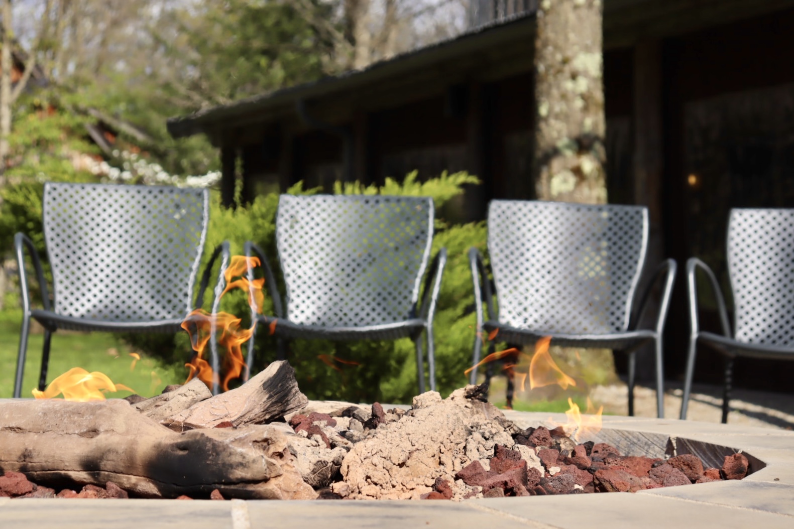 Café Open Oak Lodge