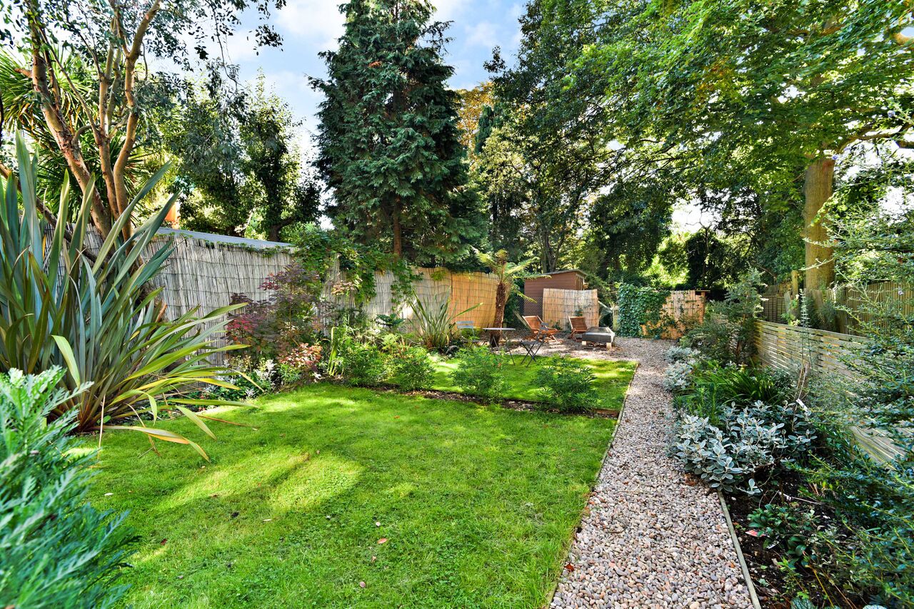 Hopton Road, Streatham, London Oaks Estate Agents London