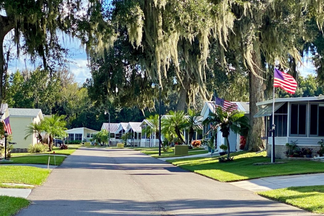 HOME Oakview Lakes on Peace River