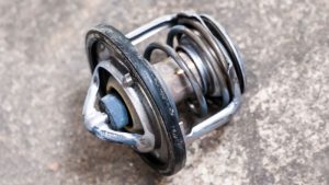 How to Replace a Car Thermostat (In 15 Easy Steps)