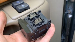 10 Causes of Power Windows Not Working in a Car (w/ Simple Fixes)