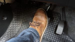 7 Symptoms of a Bad Brake Master Cylinder (Replacement Cost in 2026)