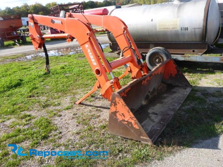 Repocast.com® | Kubota Model LA1353 Loader...