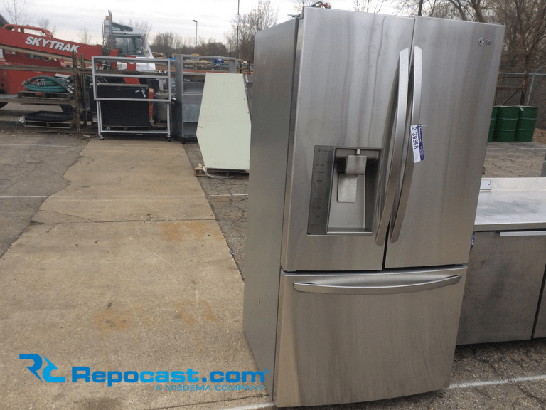 French Door LG refrigerator, Model...