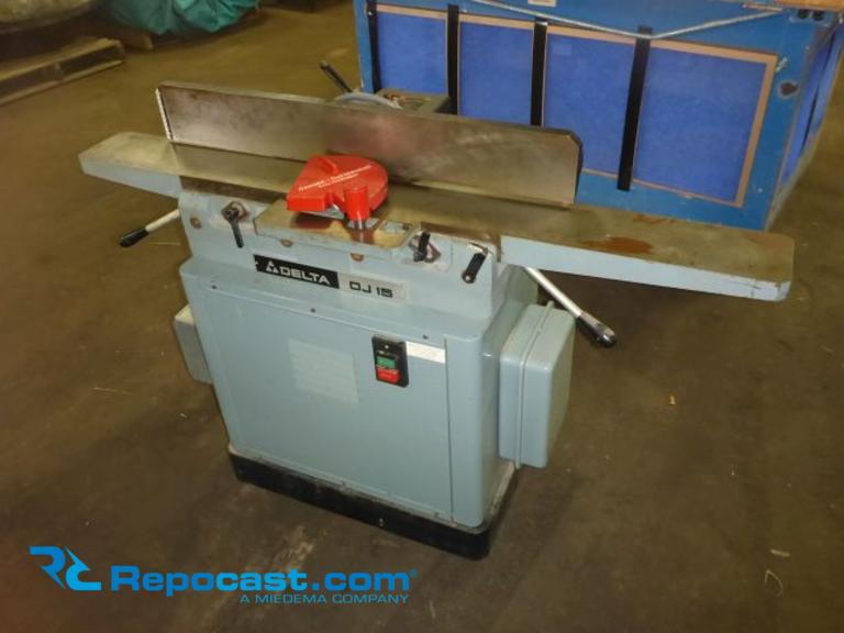 Delta DJ15 Jointer, Model 37150, 230...