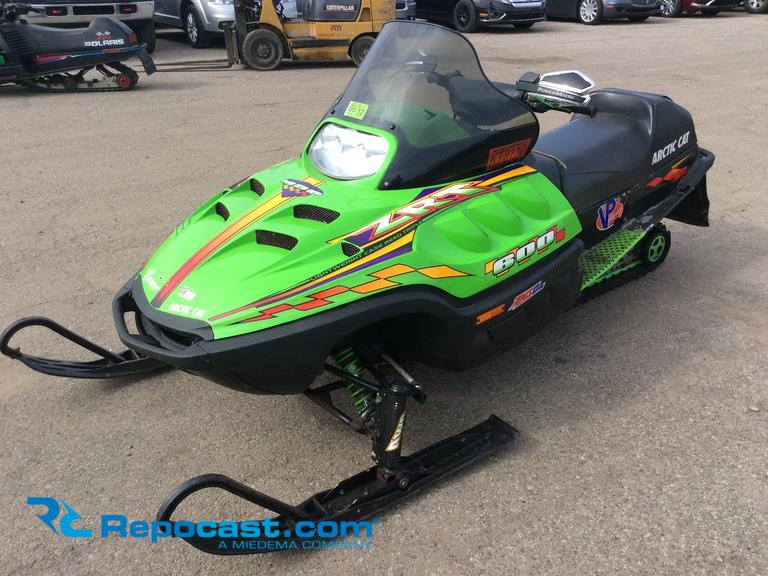 1999 Arctic Cat ZRT 600