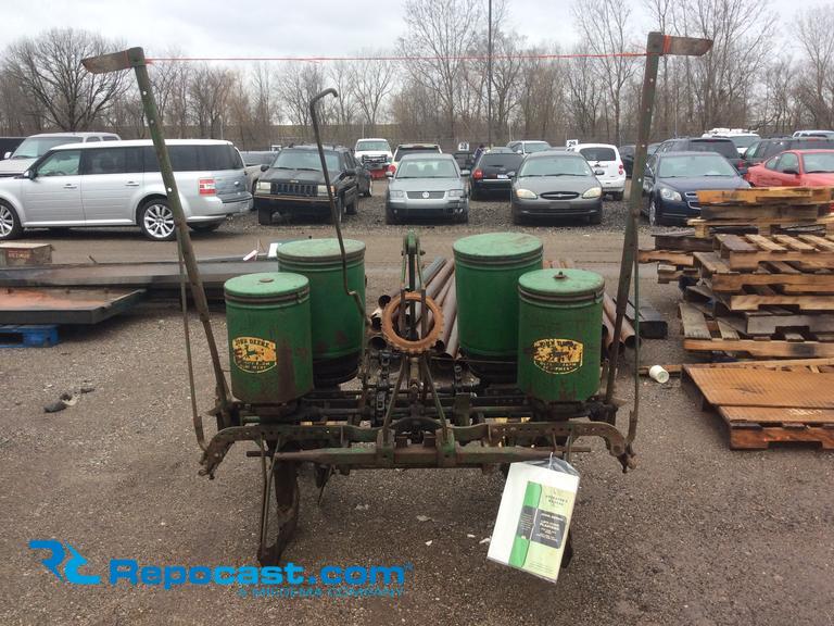 Easy John Deere 246 Corn Planter Ideas