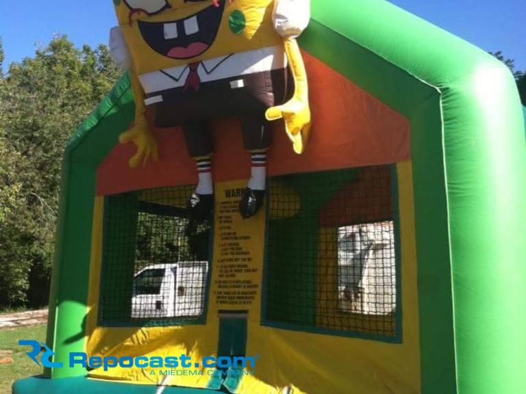 Blow Up Bounce House, Blower Included