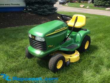 Repocast.com® | John Deere LT133 Lawn Tractor