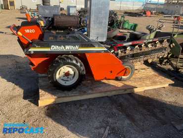 Repocast.com® | Ditch-Witch 1820 Trencher, s/n 1L3746,...