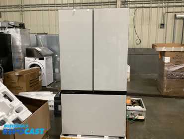 Repocast.com® | Samsung RF24BB660012 Refrigerator and...