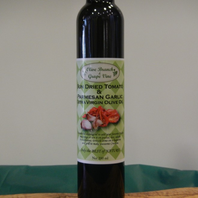 Roasted Garlic Infused Olive Oil Olive Branch & Grape Vine