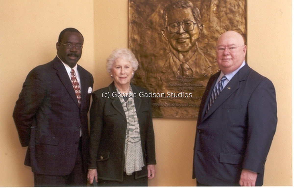 Sculpture "Bill Darden" (Original art by Gadson Studios)