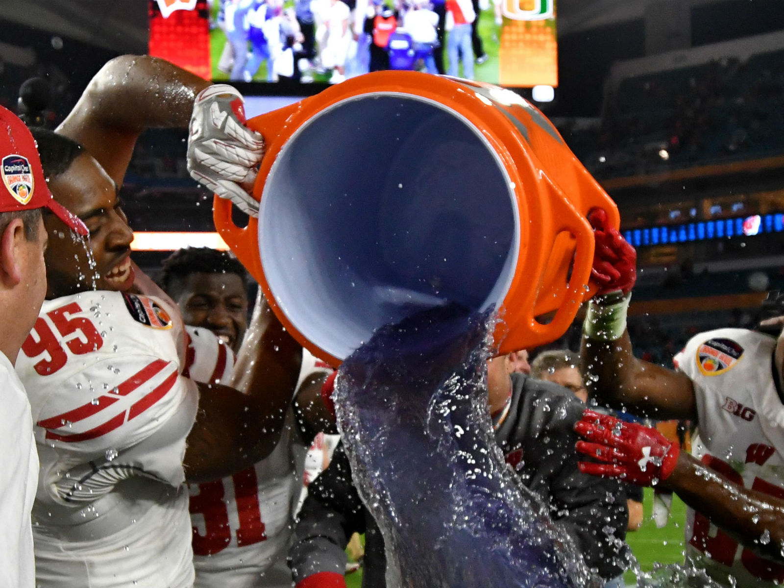 what color gatorade did the bucs use Gates