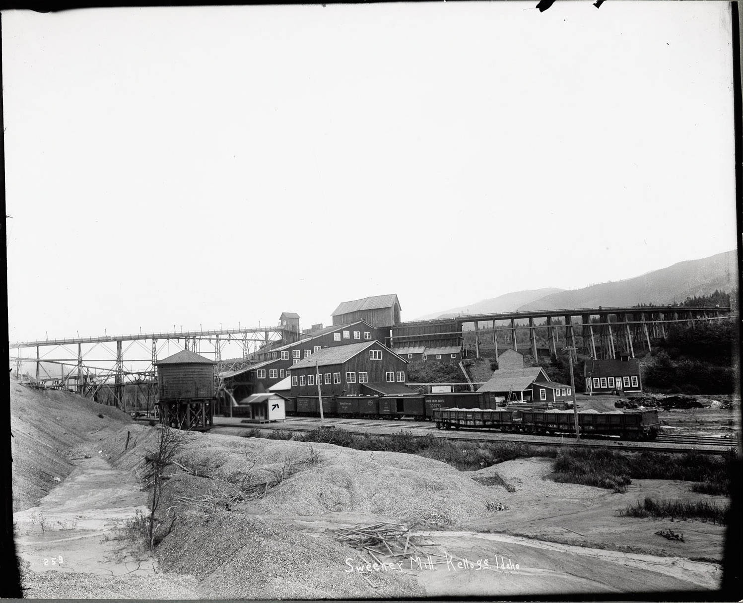 Empire State Mining Co. (Sweeney) Mill, Smelterville (Idaho), 1912 [01