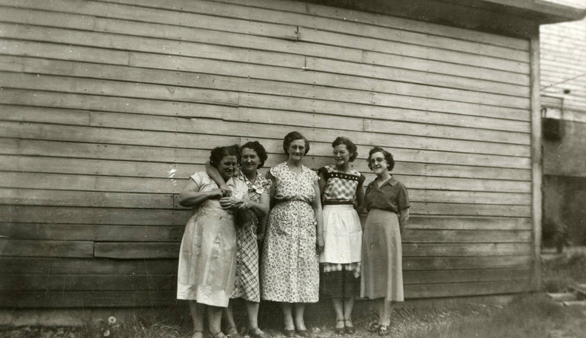Beanery Cooks at the Morning Hotel BarnardStockbridge Photograph