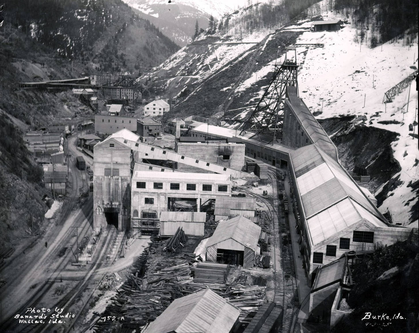 Hecla Mine, Burke (Idaho), 1925 [02] BarnardStockbridge Photograph