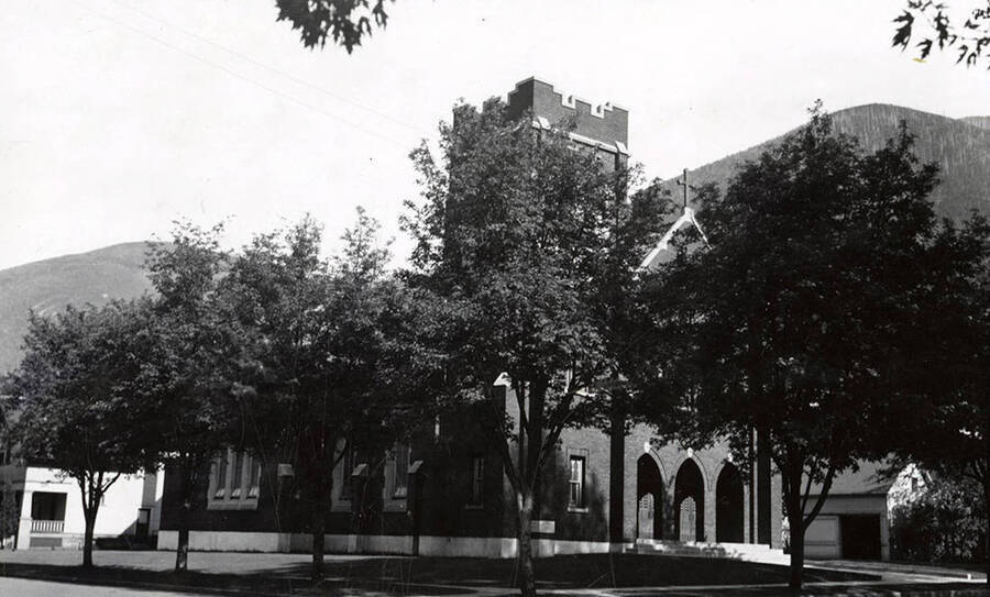 Catholic Church [07] BarnardStockbridge Photograph Collection