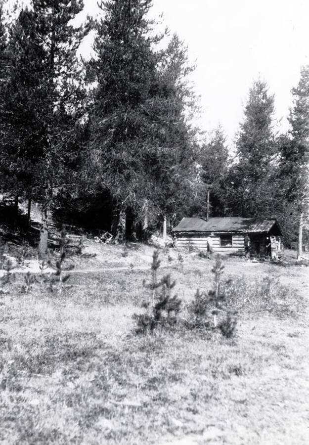 Lee Hida cabin. Dixie, Idaho. Idaho Cities and Towns Collection