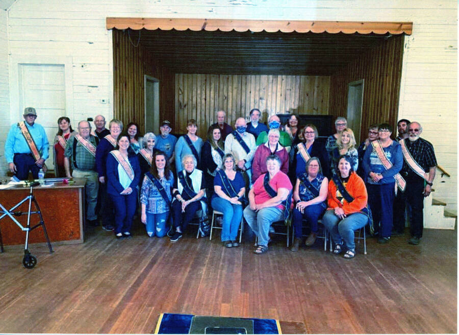 Mountain Home Grange members Potlatch Historical Society Collection