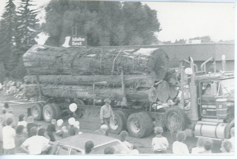 Logging truck in the Potlatch Days parade Potlatch Historical Society
