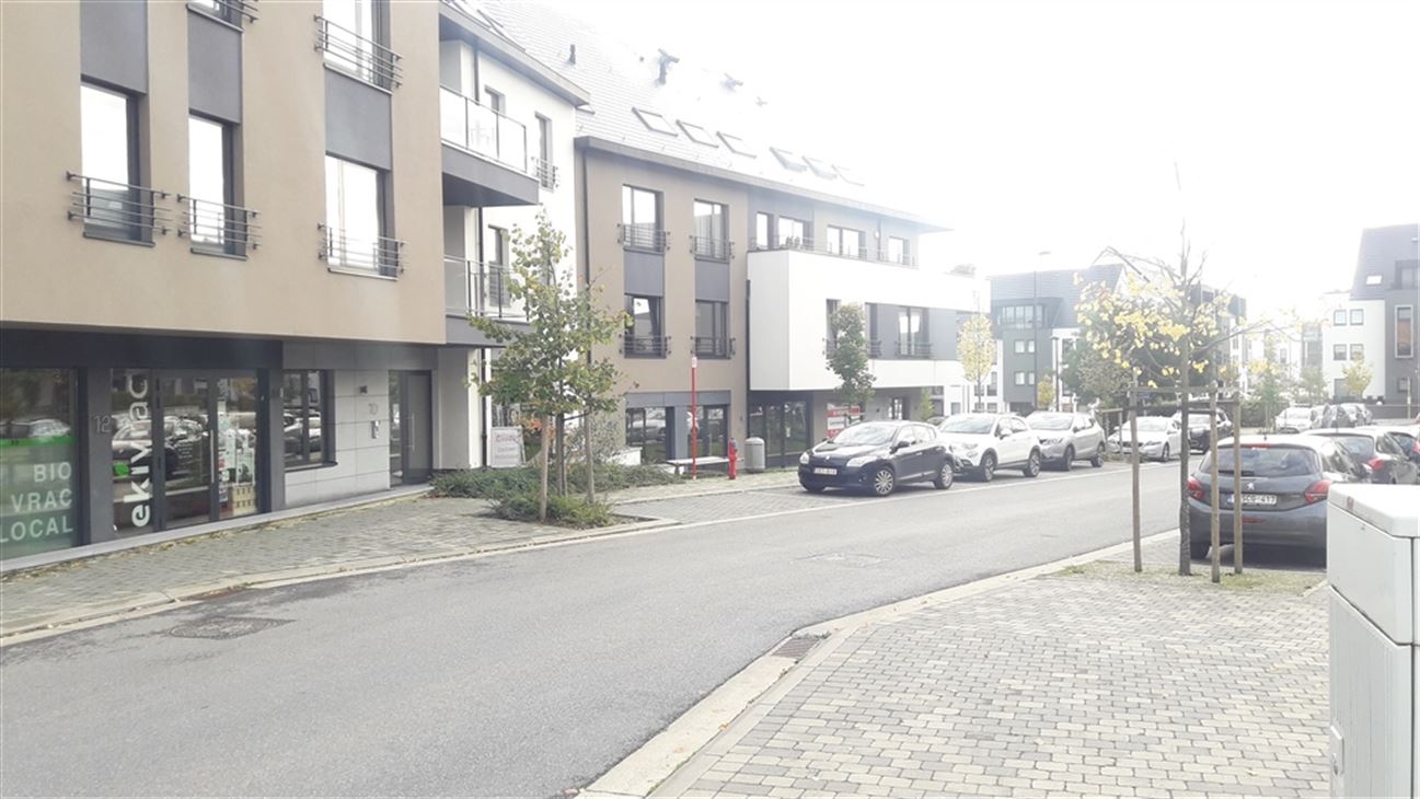 Commerce à vendre à NIVELLES (1400) ID 683 IN RED, Nouveaux