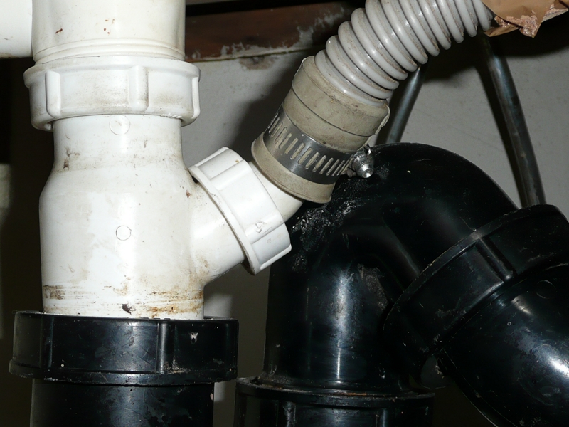 Connecting Washing Machine and Dishwasher to One Drain Splitter