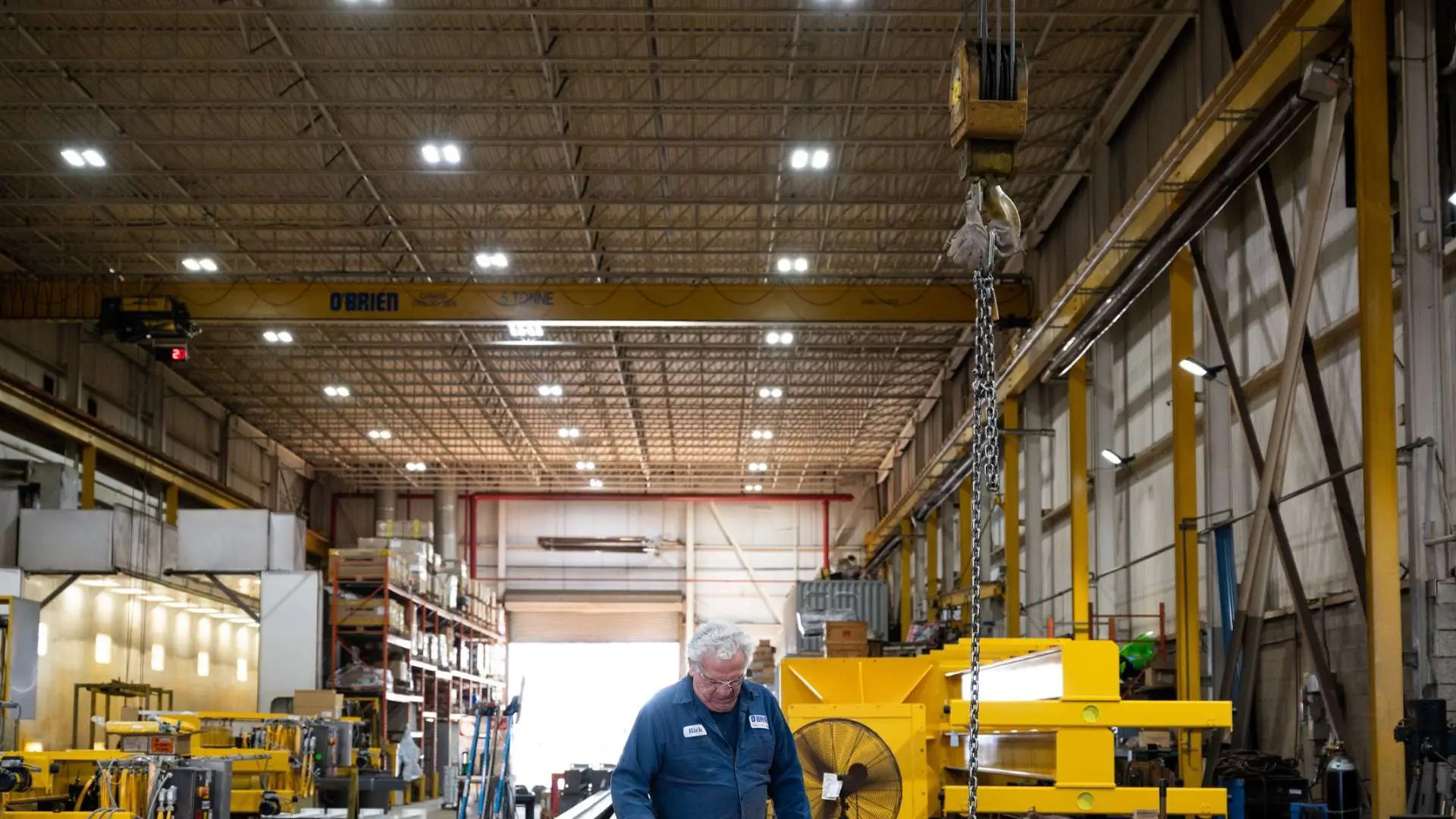 Electric Chain Hoist vs. Cable Hoist Which Is the Right Choice?