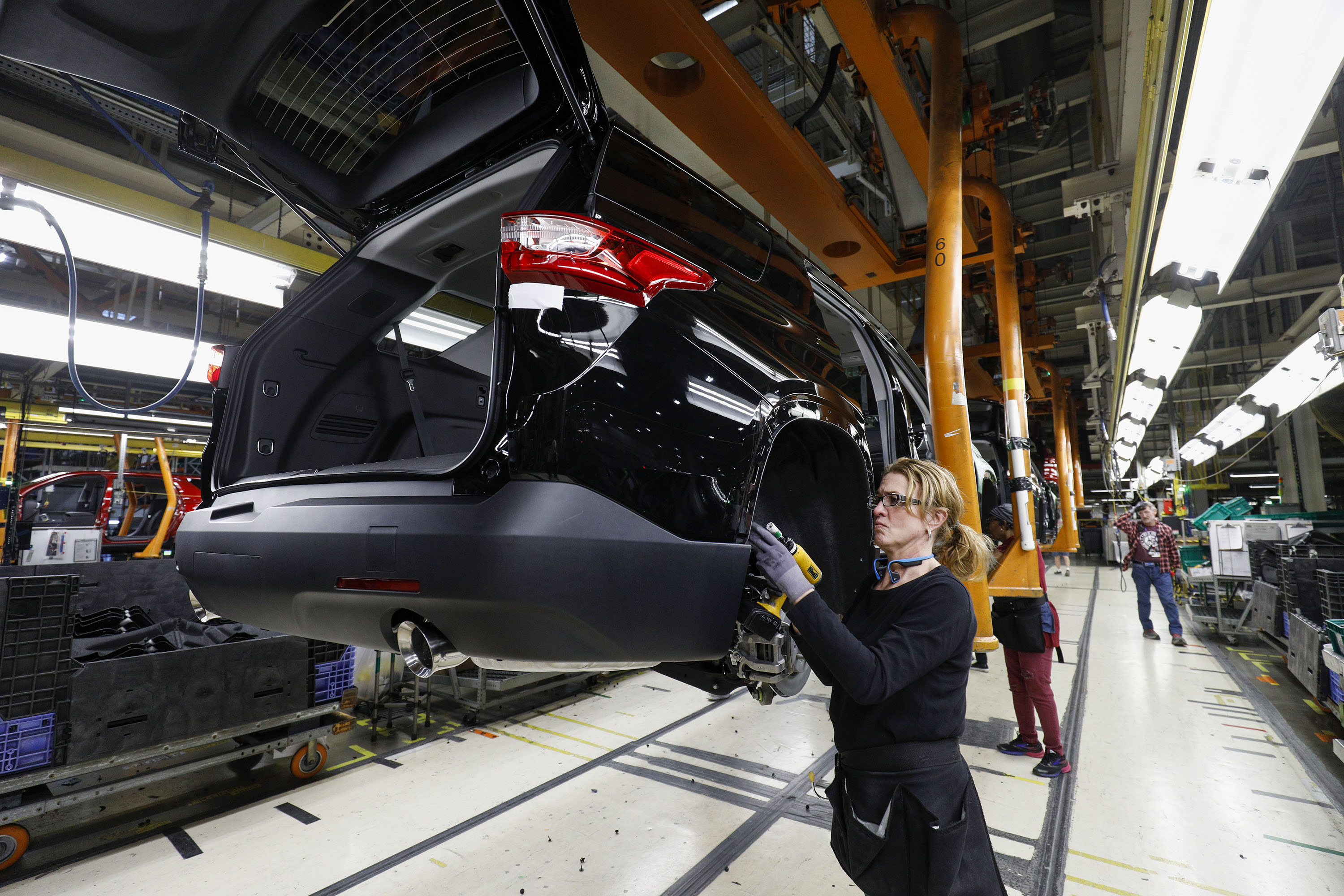 GM Is Secretly Building a Commercial Electric Van to Tackle Tesla