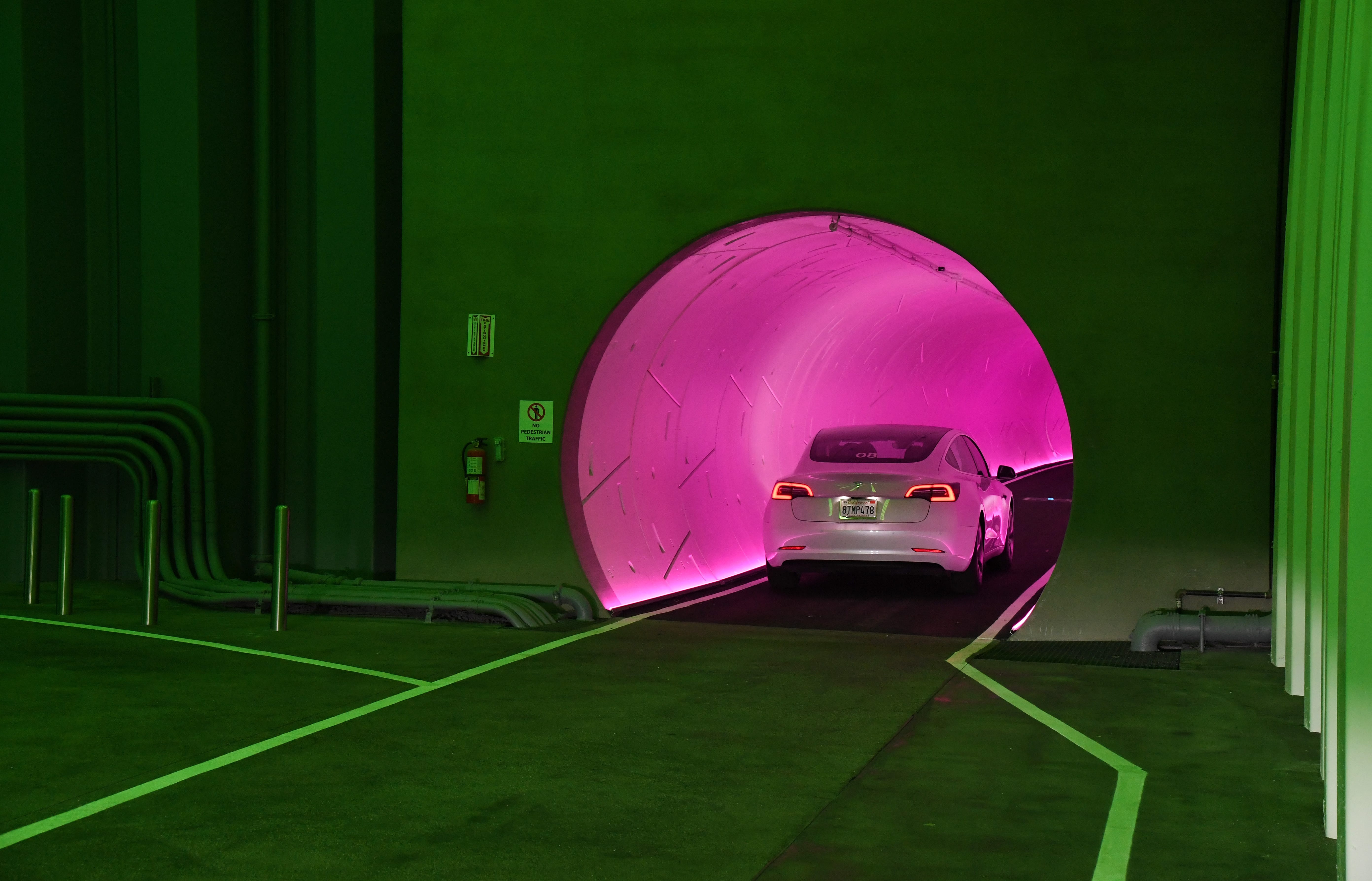 Elon Musk’s Boring Co. Opens Vegas Loop, Disappoints Tunnel Experts