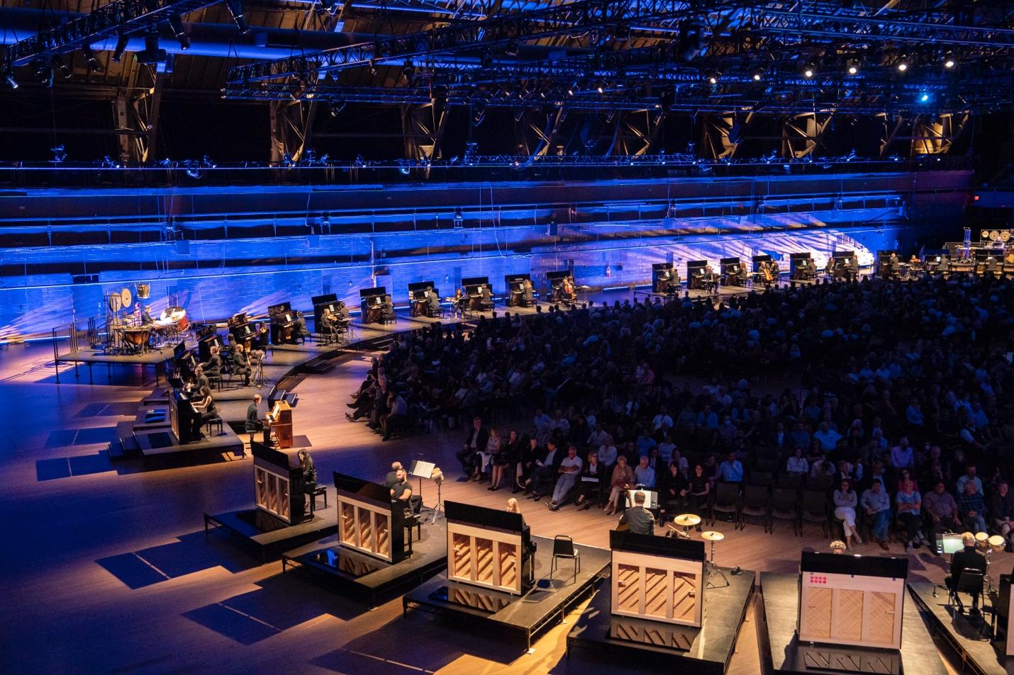 In ‘11,000 Strings,’ Georg Friedrich Haas Builds a Vast Sonic Landscape