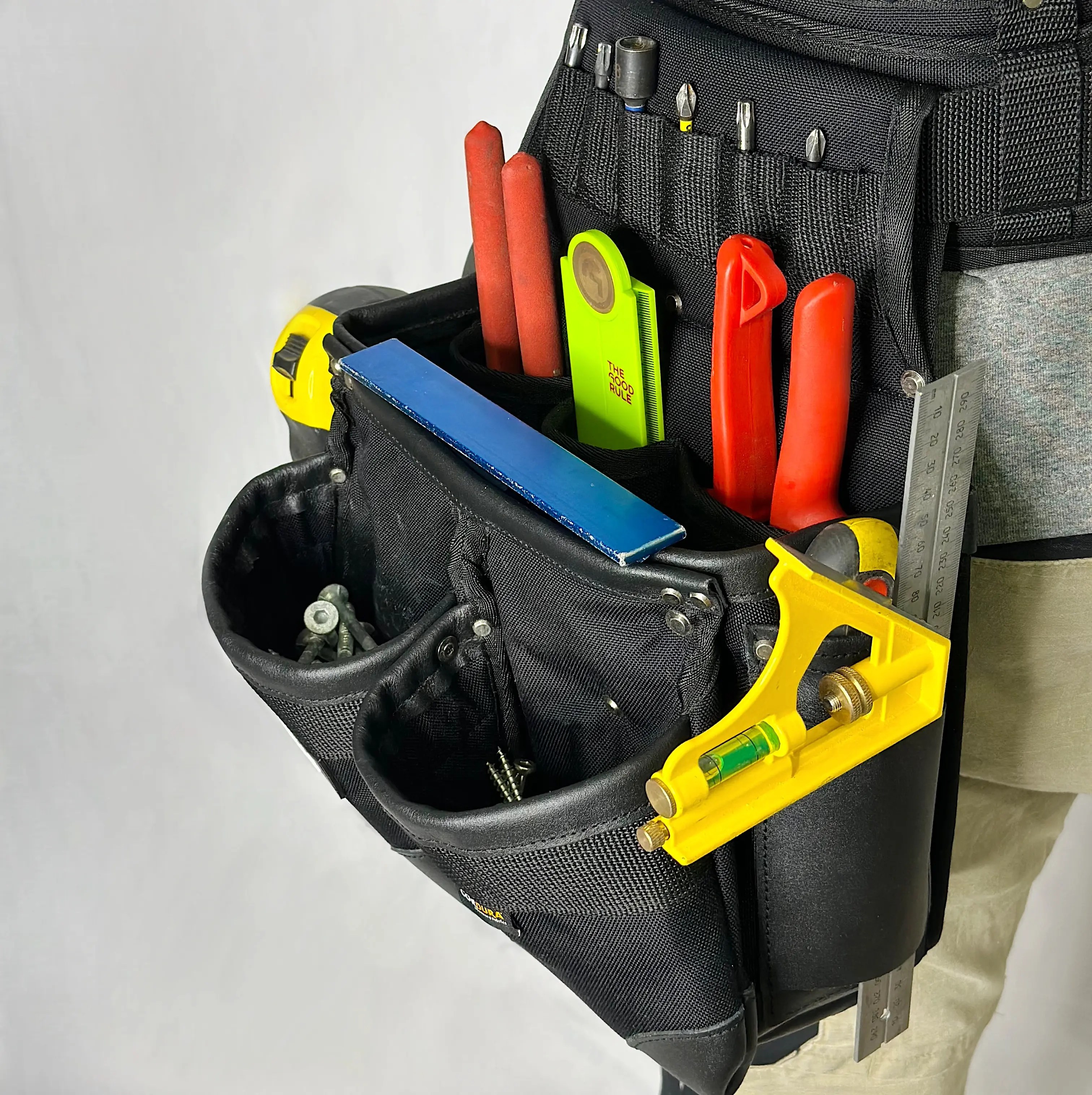 Framing Pouch (Nondominant)