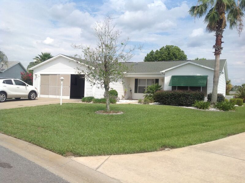 LIGHT & BRIGHT HOME IN 55+ COMMUNITY FOR RENT 1,500 Ocala Property