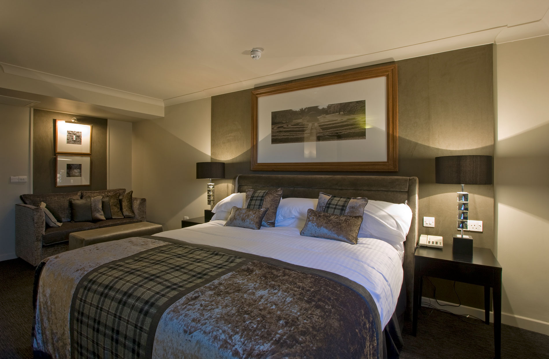 DoubleTree by Hilton Dundee Interior Design Projects Occa