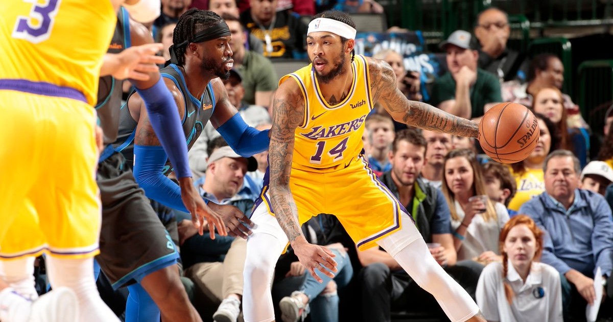 Lakers end losing streak with LeBron against Mavericks [ARTICLE
