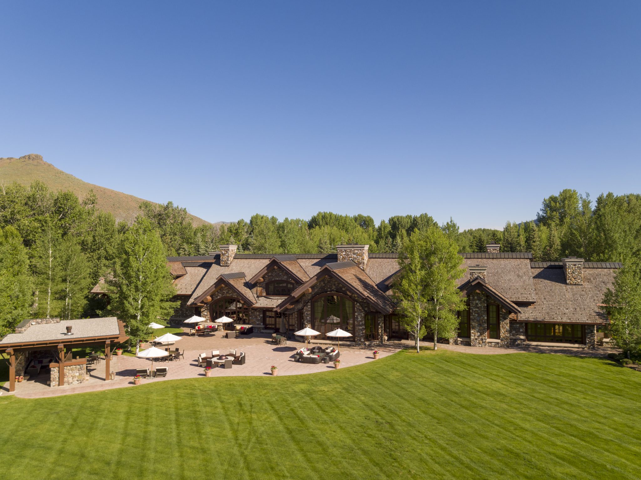 A Majestic Sun Valley, Idaho Estate Ocean Blue WORLD