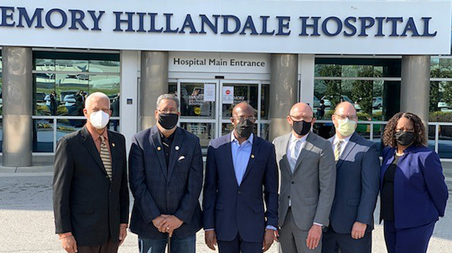 Congressman Johnson, Sen. Warnock, Commissioner Johnson, Mayor Lary hold roundtable with Emory