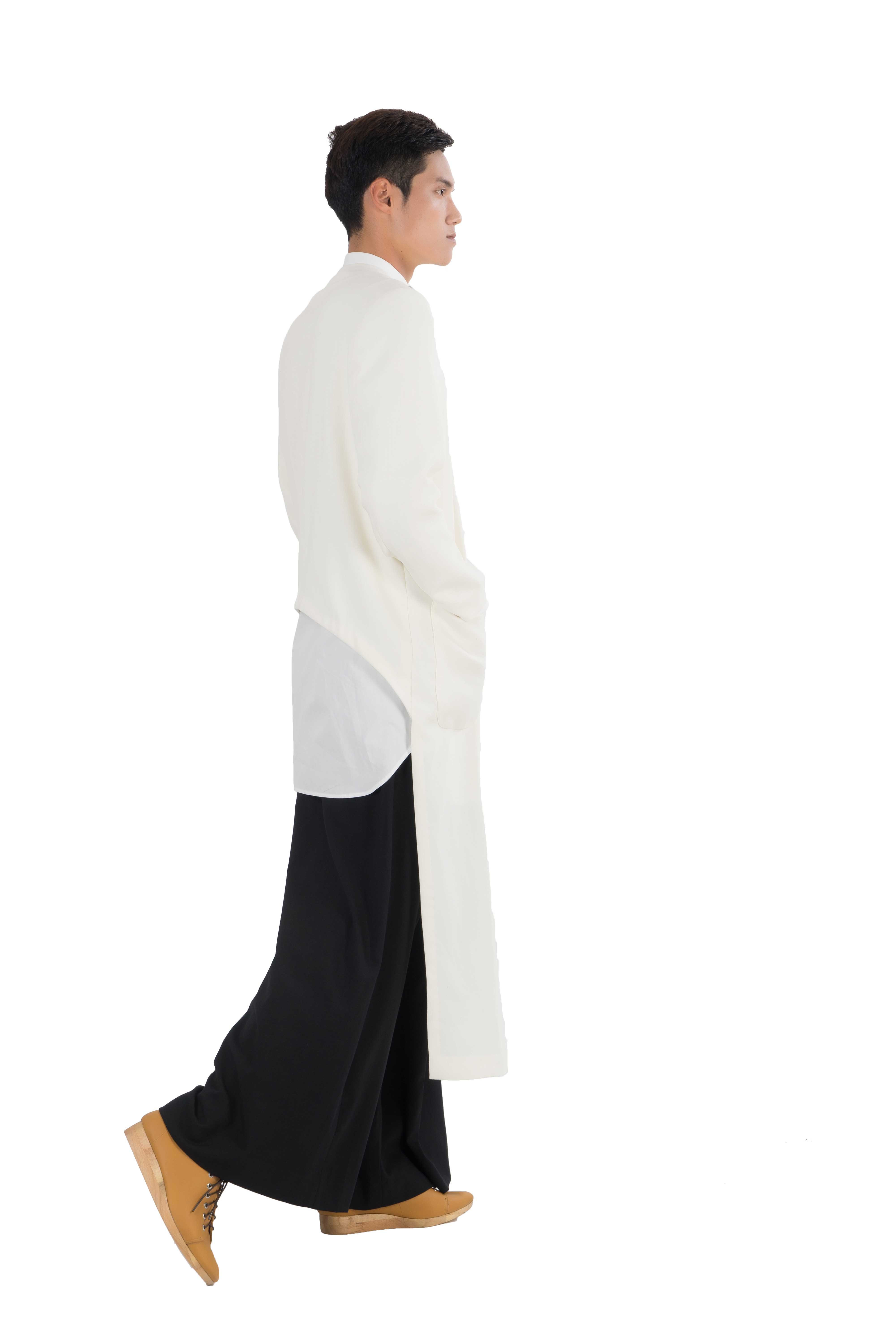 Long white wool blend assymetrical coat OCHEBOUTIQUE