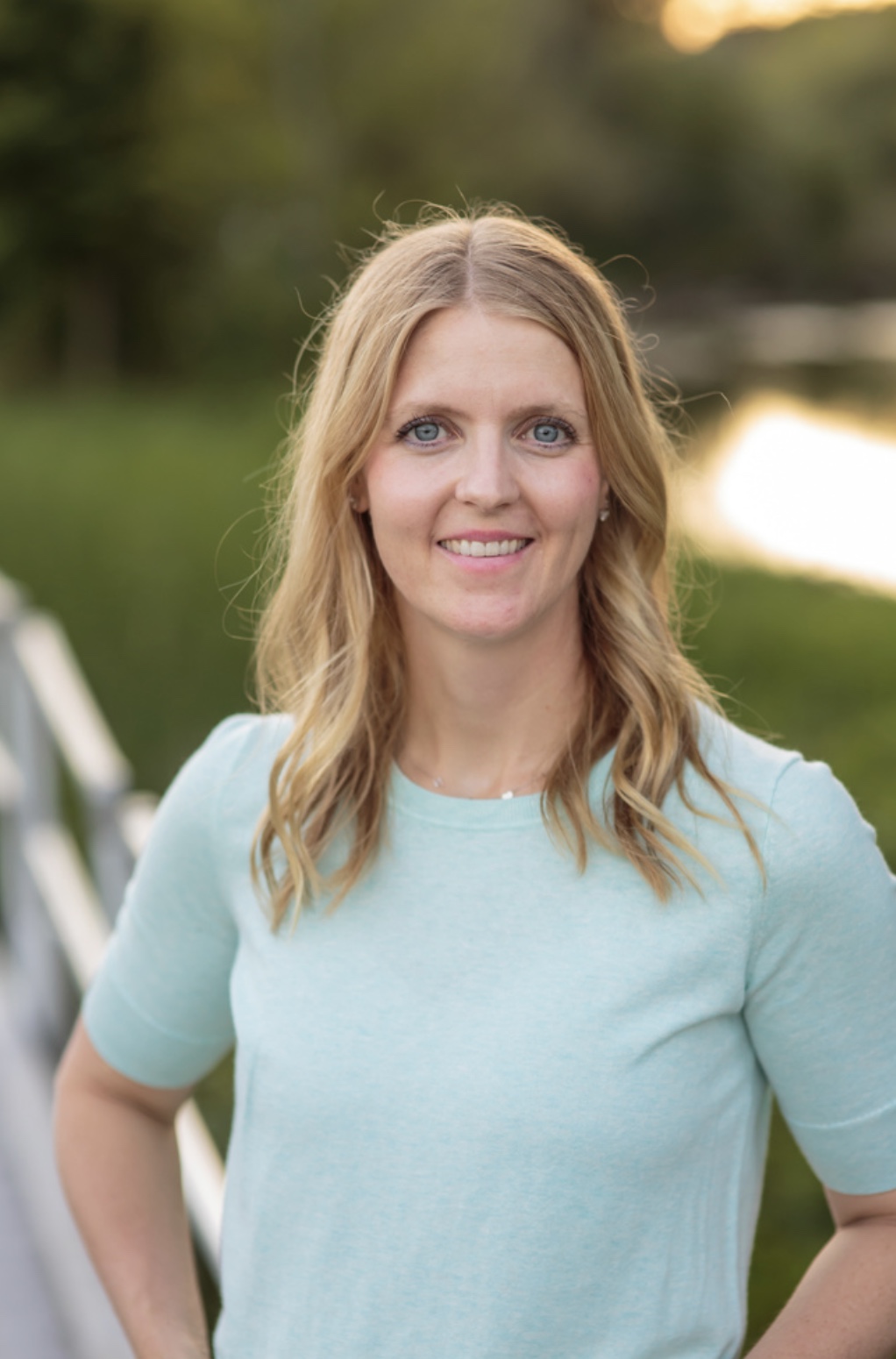Meet Dr. Lindsey Oconomowoc, WI